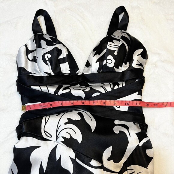 Elegant Black and White Prom Dress - Picture 12 of 16